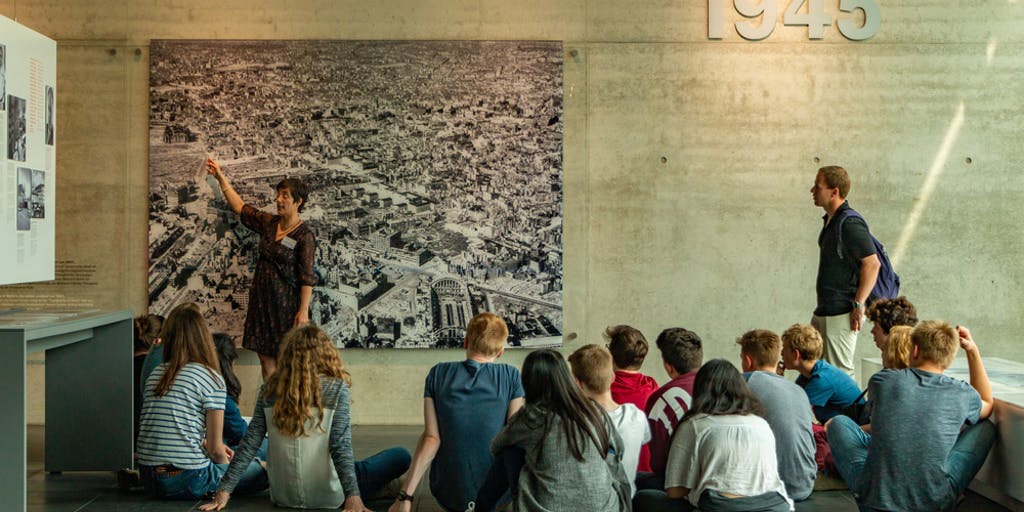 The Future of Democracy Depends on a Quality Civics Education - Goevry ...